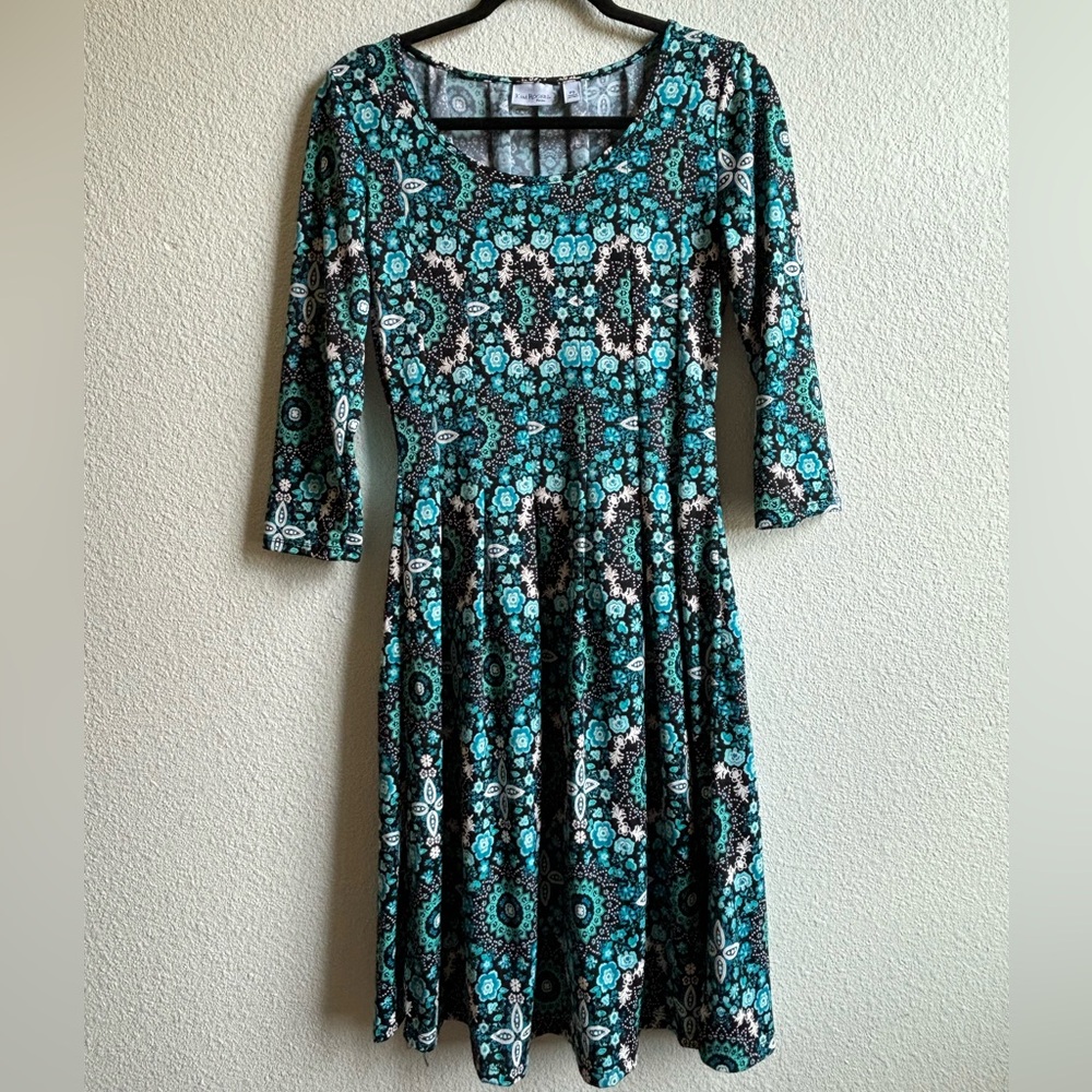 Abstract blue and green floral quarter sleeve dress